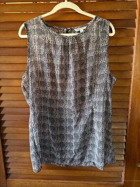 CAbi Black and White Patterned Sleeveless Camisole